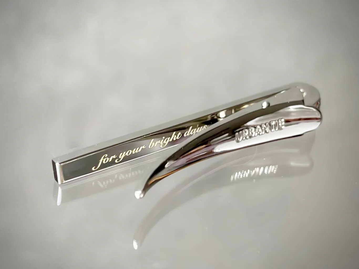 チリチリ様　本鼈甲× acrylic ネクタイピン チリチリ様 本鼈甲× acrylic ネクタイピン